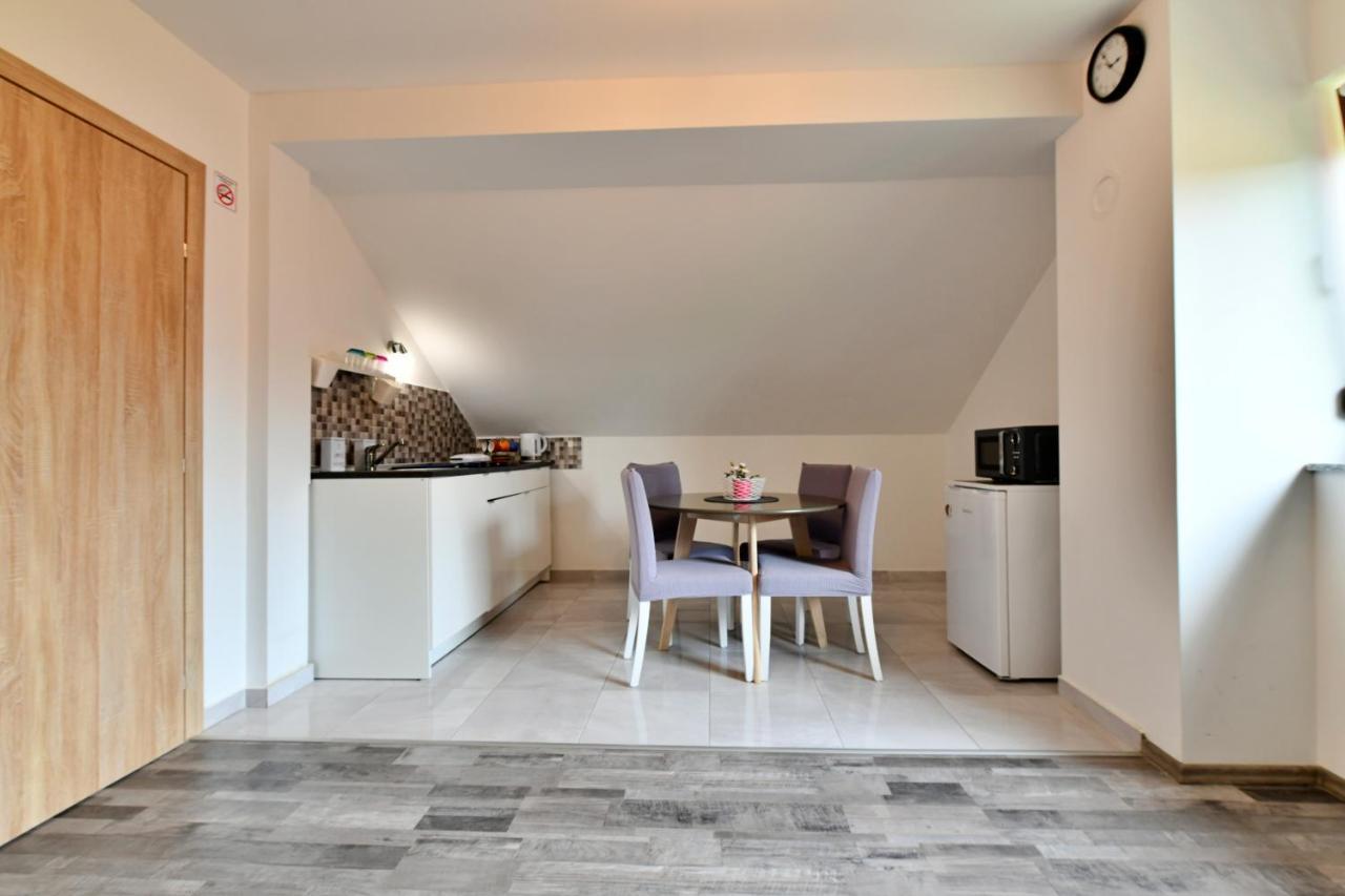 Apartman Mate Rakovica Exteriör bild