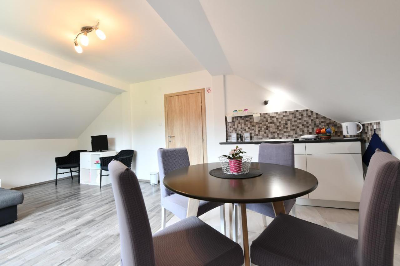 Apartman Mate Rakovica Exteriör bild