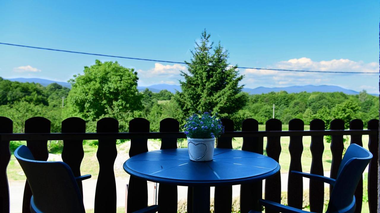 Apartman Mate Rakovica Exteriör bild
