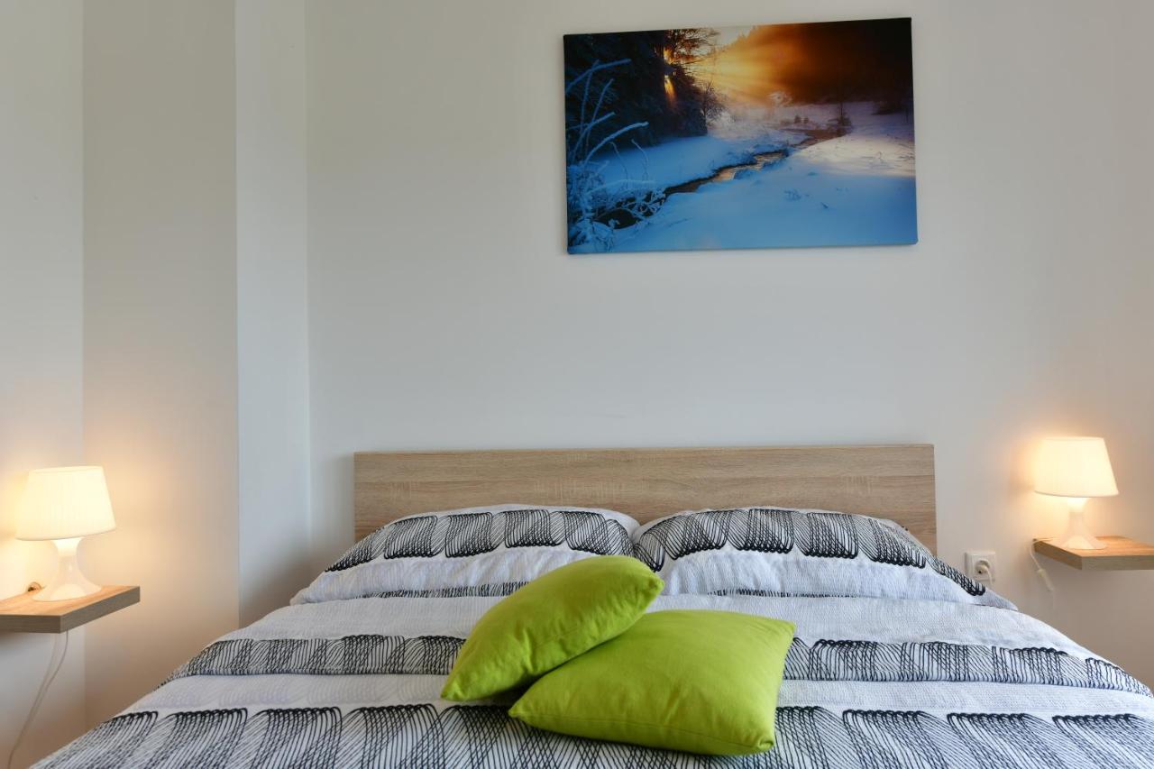 Apartman Mate Rakovica Exteriör bild
