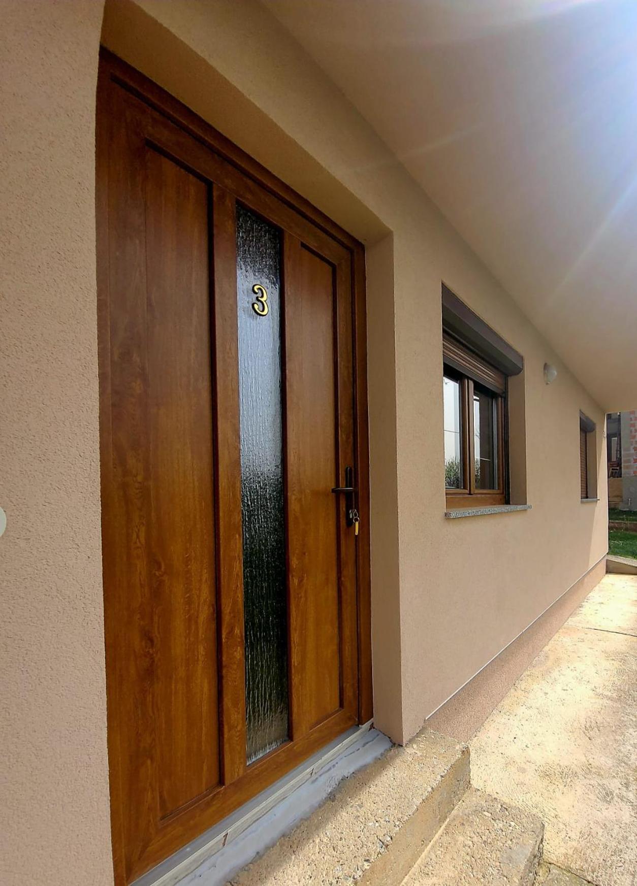 Apartman Mate Rakovica Exteriör bild